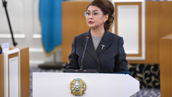 Фотография к новости: Балаева назвала медаль «Шәмші Қалдаяқов» важным признанием для деятелей культуры