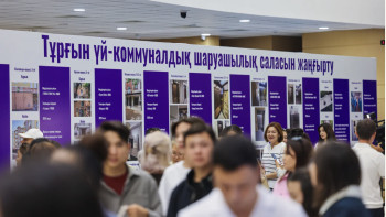 Фотография к новости: Партия «Әділет» обсудила проблемы ЖКХ с представителями ОСИ и КСК