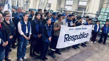 Фотография к новости: Представители Respublica встретились с молодежью и трудовыми коллективами