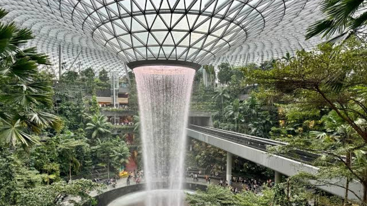  changiairport.com