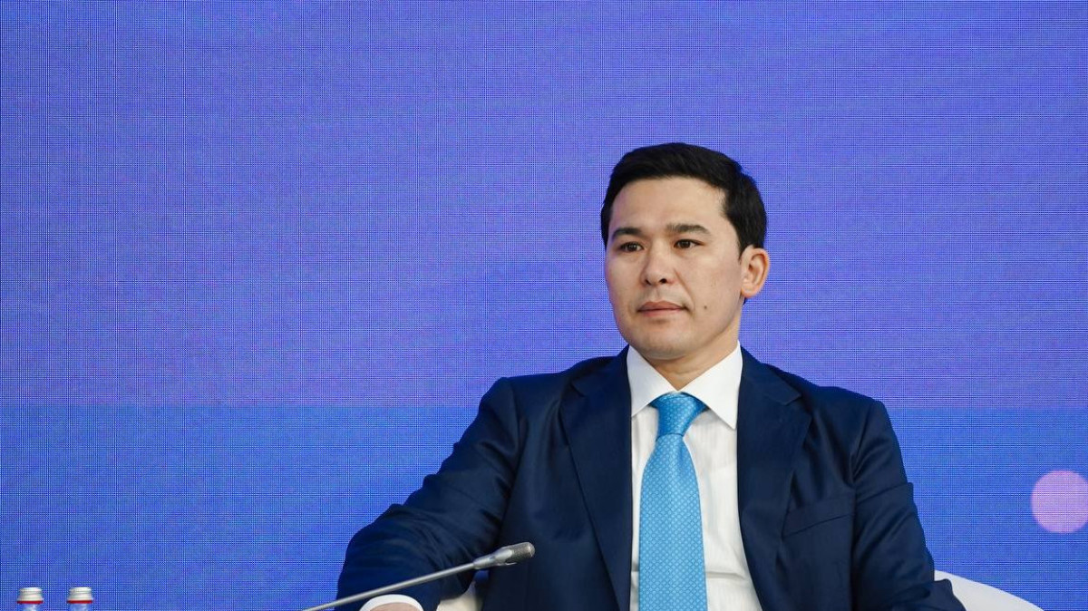  Министерство спорта и туризма РК