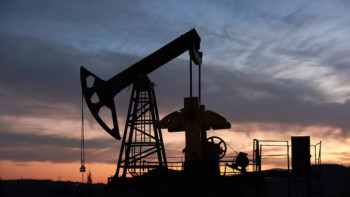 Фотография к новости: Обогатит ли Казахстан дорогая нефть: эксперты оценили риски для тенге, инфляции и КТК