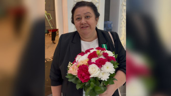 Фотография к новости: «Твой труд заметен и ценится»: учительница из Костаная получила награду из рук Президента