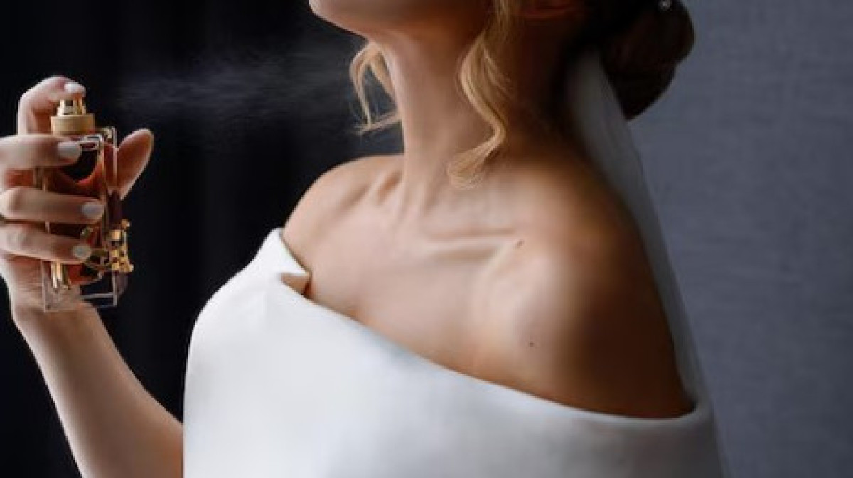  Freepik.com