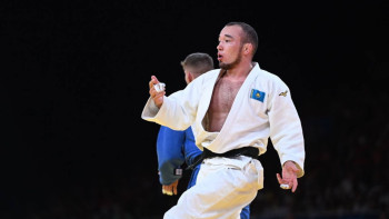 Фотография к новости: Дзюдоист Абылайхан Жубаназар завоевал золото Grand Slam в Лозанне