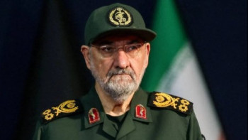 Фотография к новости: Иран заявил о полном перекрытии Ормузского пролива