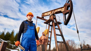 Фотография к новости: Нефтегазовые компании обяжут готовить казахстанцев на замену иностранным кадрам