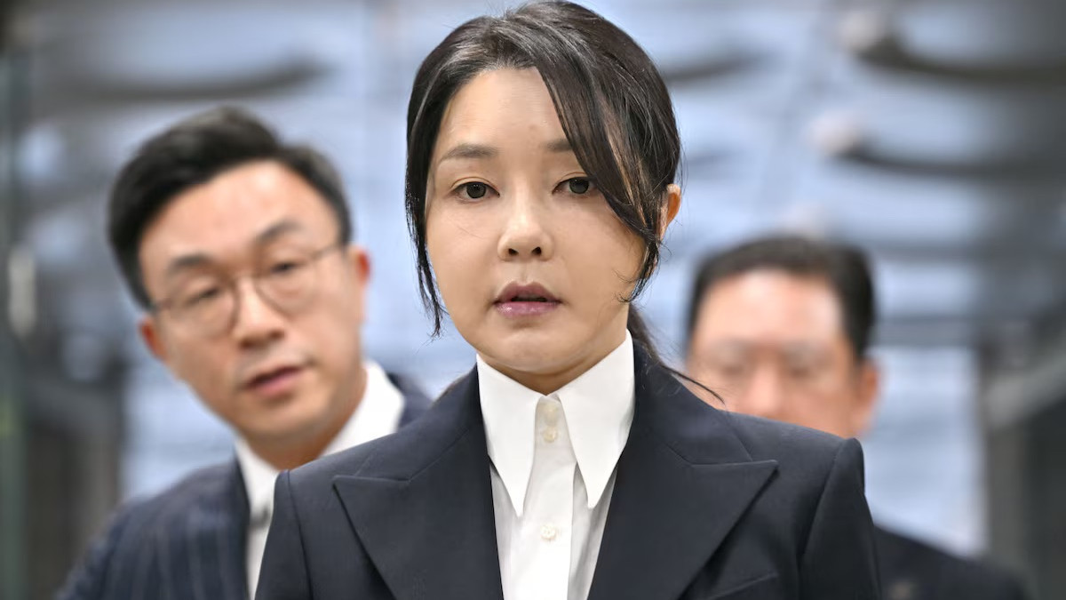  JUNG YEON-JE/Pool via REUTERS