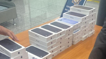 Фотография к новости: Более 200 новых iPhone 18 пытались незаконно провезти через аэропорт Астаны