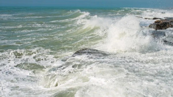 Фотография к новости: Военнослужащих унесло в море во время учений на Каспии: девять погибли