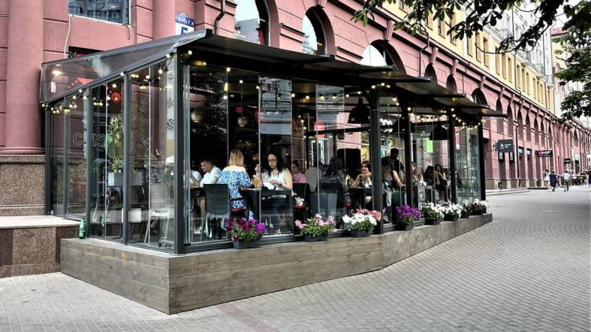  Freepik.com