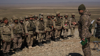 Фотография к новости: Депутат Курултая предложил следить за военными на учениях с помощью дронов