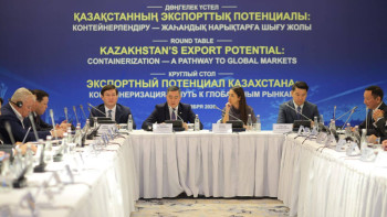 Фотография к новости: КТЖ и Maersk хотят расширить маршруты для казахстанского экспорта