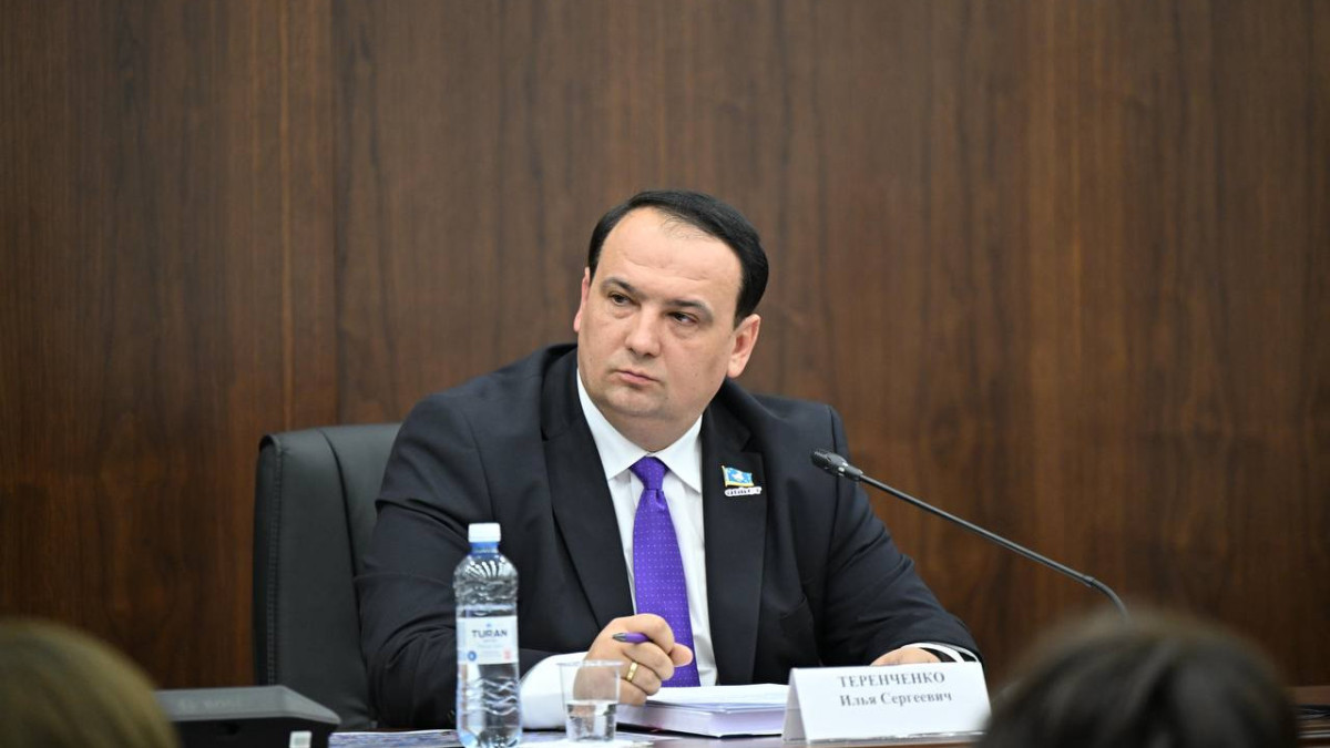  пресс-служба Парламента