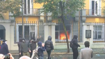 Фотография к новости: В Албании студенческие протесты переросли в столкновения с полицией
