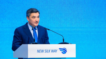Фотография к новости: В Астане начал работу VIII международный бизнес-форум «NEW SILK WAY»