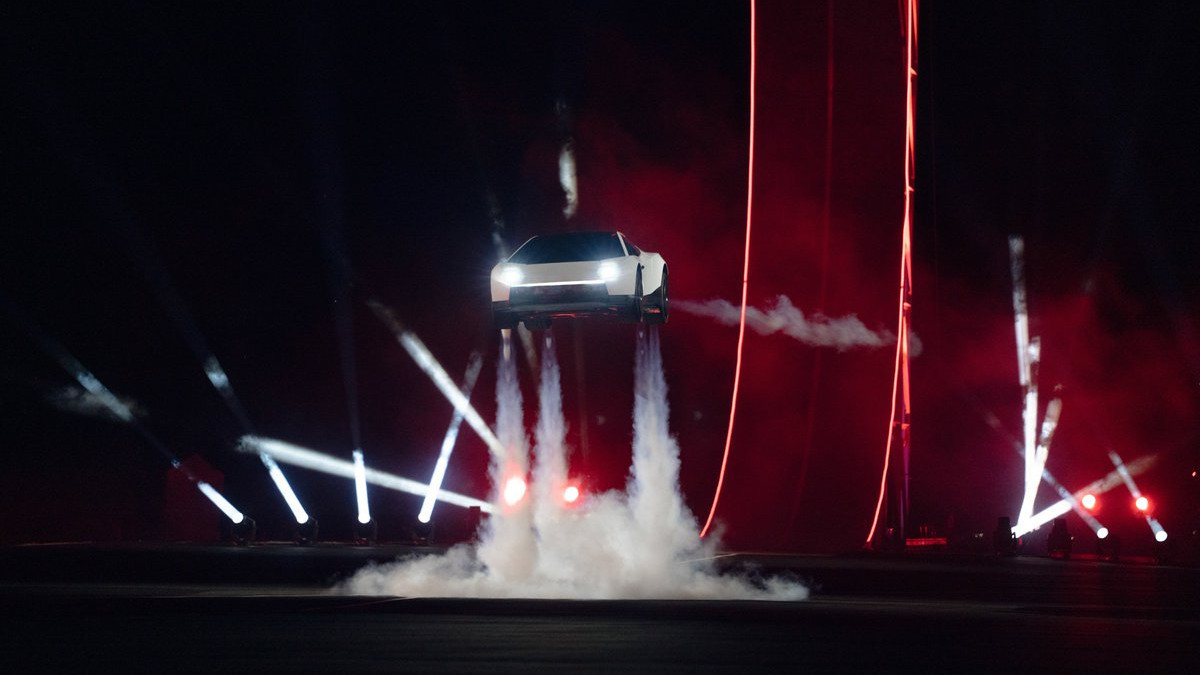  x.com/Tesla