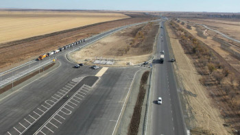Фотография к новости: В Казахстане открыли 28 километров четырехполосной трассы: где теперь можно проехать