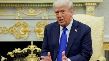 Фотография к новости: Обама сравнил золотой Белый дом Трампа с рестораном Саддама Хусейна