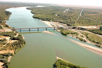 Фотография к новости: Уровень воды на Сырдарье поднимается до опасной отметки 