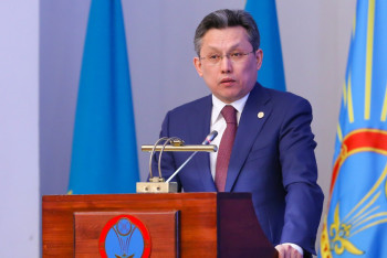 Фотография к новости: Султанов пообещал достроить проблемные дома дольщиков до 2022 года 