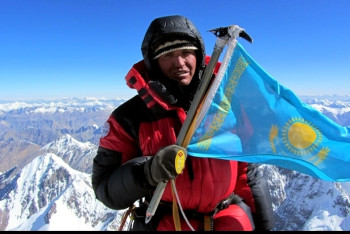 Фотография к новости: Казахстанский офицер покорит одну из самых высоких горных вершин в мире