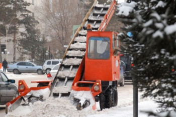 В Астане за сутки убрано более 19 тыс. кубометров снега