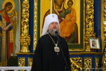 Митрополит Александр поздравил православных казахстанцев с Рождеством 