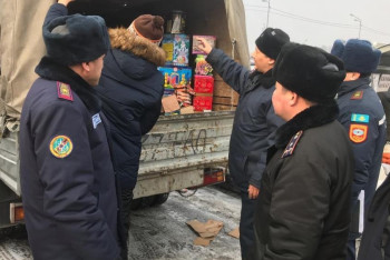 Около трёх тонн контрафактной пиротехники уничтожили в Алматы