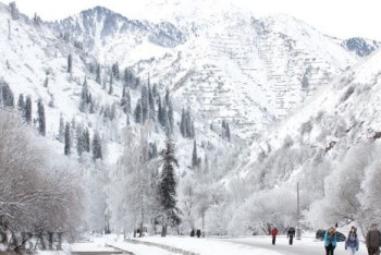 ДЧС Алматы предупреждает о сходе лавин в горах