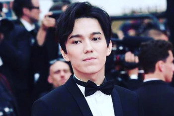 Фотография к новости: Димаш Кудайберген вошел в ТОП-100 самых красивых лиц 2018 года  