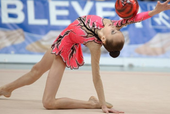 Гимнастка Айдана Сарыбай завоевала "серебро" в Люксембурге