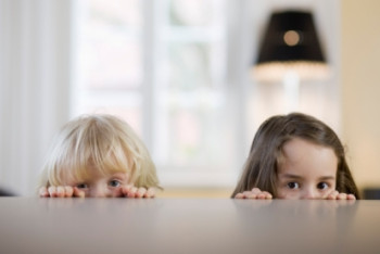 Фотография к новости: Сиротам в Алматинской области вернули отобранное у них родственниками жилье 