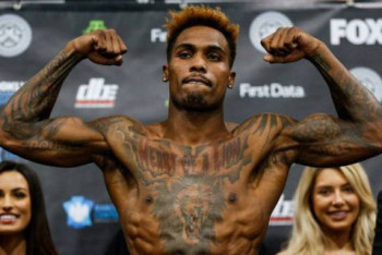 Фотография к новости: Обязательный соперник Головкина защитил пояс "временного" чемпиона WBC