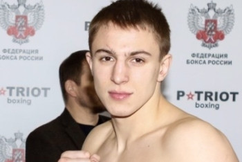 Фотография к новости: Российский боксёр сдался Илье Очкину