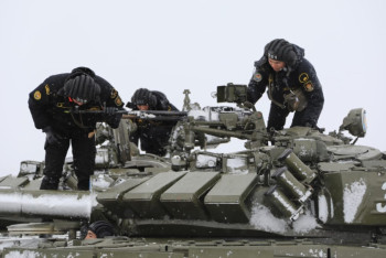 Фотография к новости: Танковую бригаду Гвардейского гарнизона РК подняли по учебной тревоге