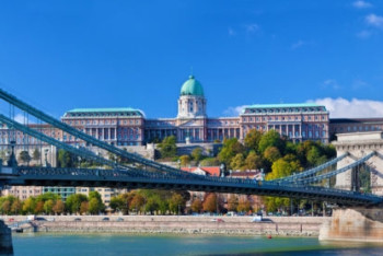 Фотография к новости: Венгрия выступает за упрощение визового режима с Казахстаном