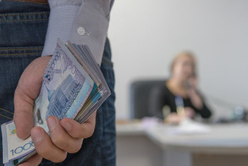 Фотография к новости: Названы министерства - лидеры по снижению уровня коррупции