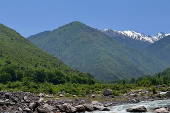 Фотография к новости: Миллион туристов побывали на озере Алаколь в 2018 году