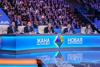 Фотография к новости: Нурсултан Назарбаев дал старт работе общенационального телемоста "Сделано в Казахстане"