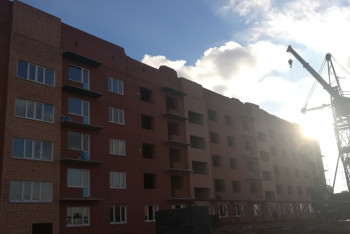 За треснувшую по швам костанайскую новостройку лишили лицензии фирму-проектировщика