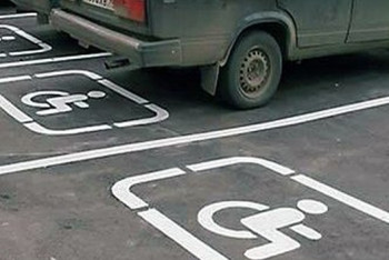 Фотография к новости: 500 водителей привлекли к ответственности за парковку на местах для инвалидов в Алматы