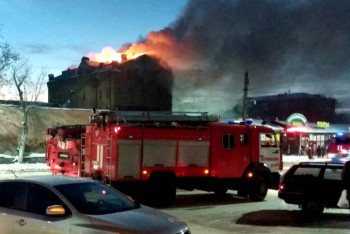 Памятник архитектуры горел в Петропавловске: эвакуированы десятки людей