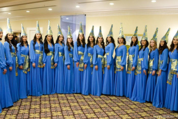 Фотография к новости:  Финалисты "Мисс Астана-2018" приняли участие в акции "Красота в милосердии!"