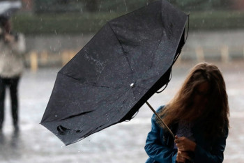 Фотография к новости: Штормовое предупреждение объявлено в двух областях Казахстана 