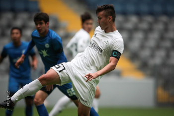 Фотография к новости: Казахстанский футболист перешёл в испанский клуб