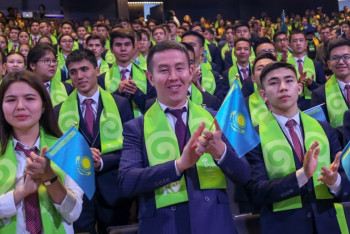 В Астане проходит форум учащихся и педагогов "Ұлы дала мұрагерлері"