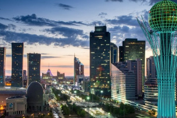 Парковки на бульваре "Нуржол" в Астане будут бесплатными три дня