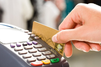 Фотография к новости: Казахстанцы все чаще предпочитают безналичный расчет: число транзакций выросло на 72%