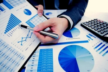 Фотография к новости: Эксперт призвала казахстанцев требовать прозрачности данных о гражданском бюджете